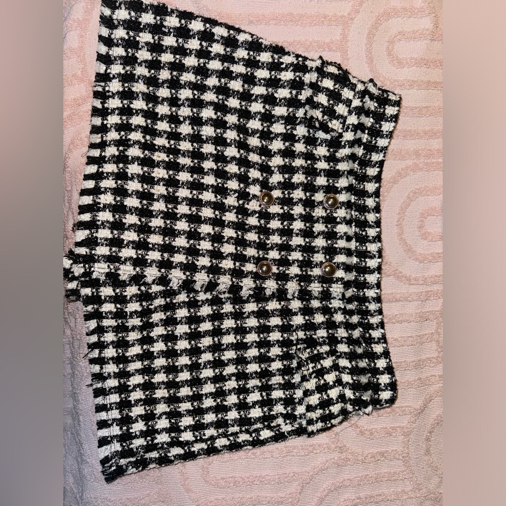 Super cute plaid skort